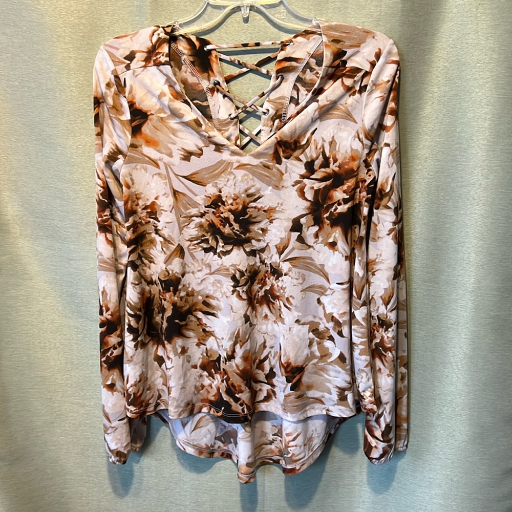 Jennifer Lopez blouse
